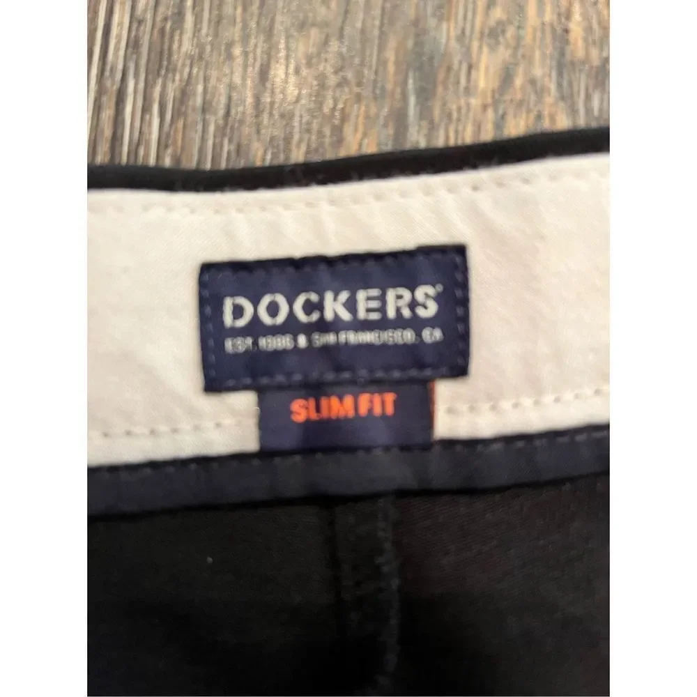 Dockers Black Slim Fit Khaki Pants sz 36X29